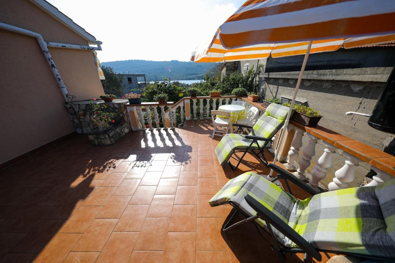 Apartments With A Parking Space Brbinj, Dugi Otok - 8160 エクステリア 写真